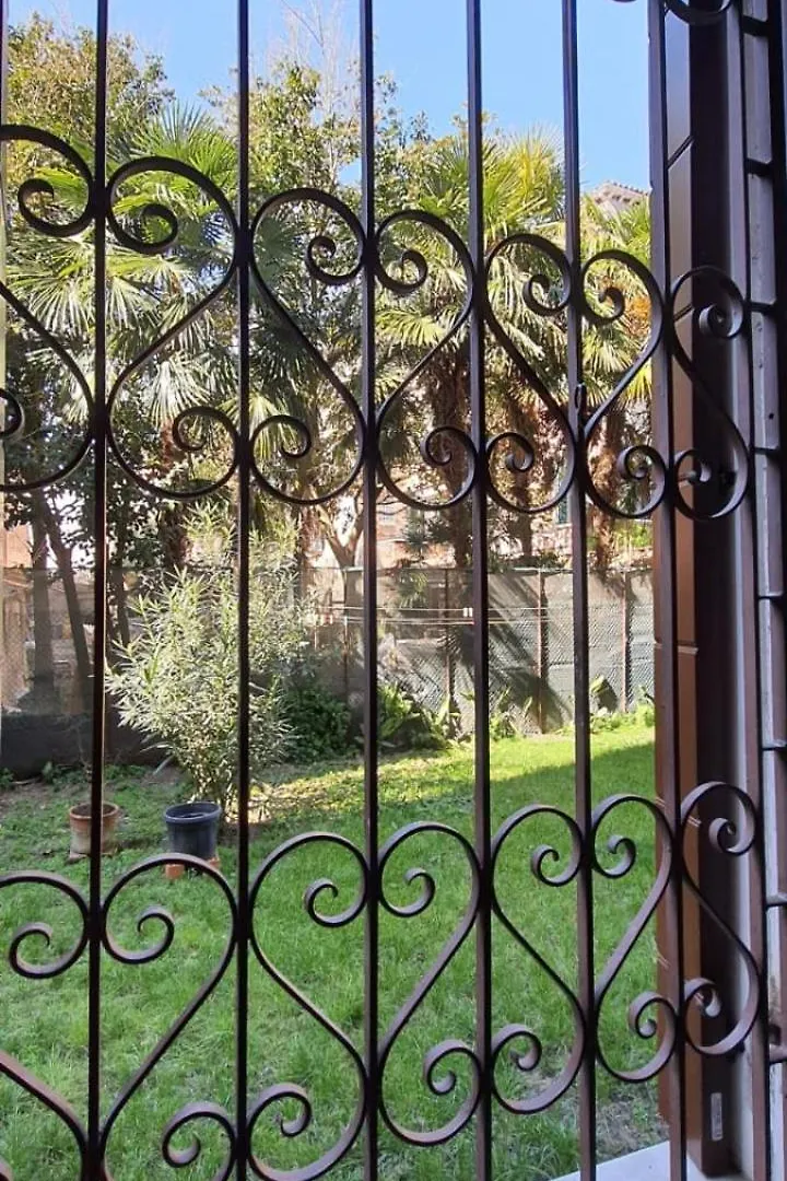 Ca' Dea Sarta Venice Apartment Italy